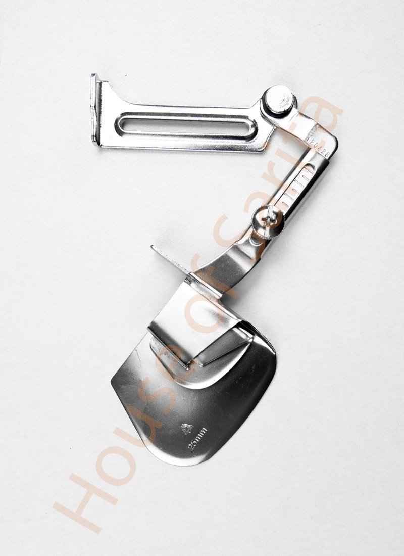 25 mm (1 inch) Hem Folder For Industrial Sewing Machine